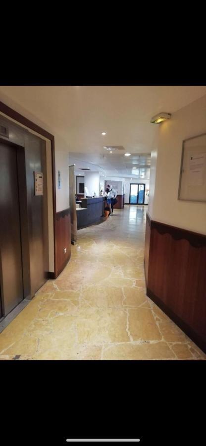 Ryan Homes - In Aparthotel - La Defense Курбьовоа Екстериор снимка
