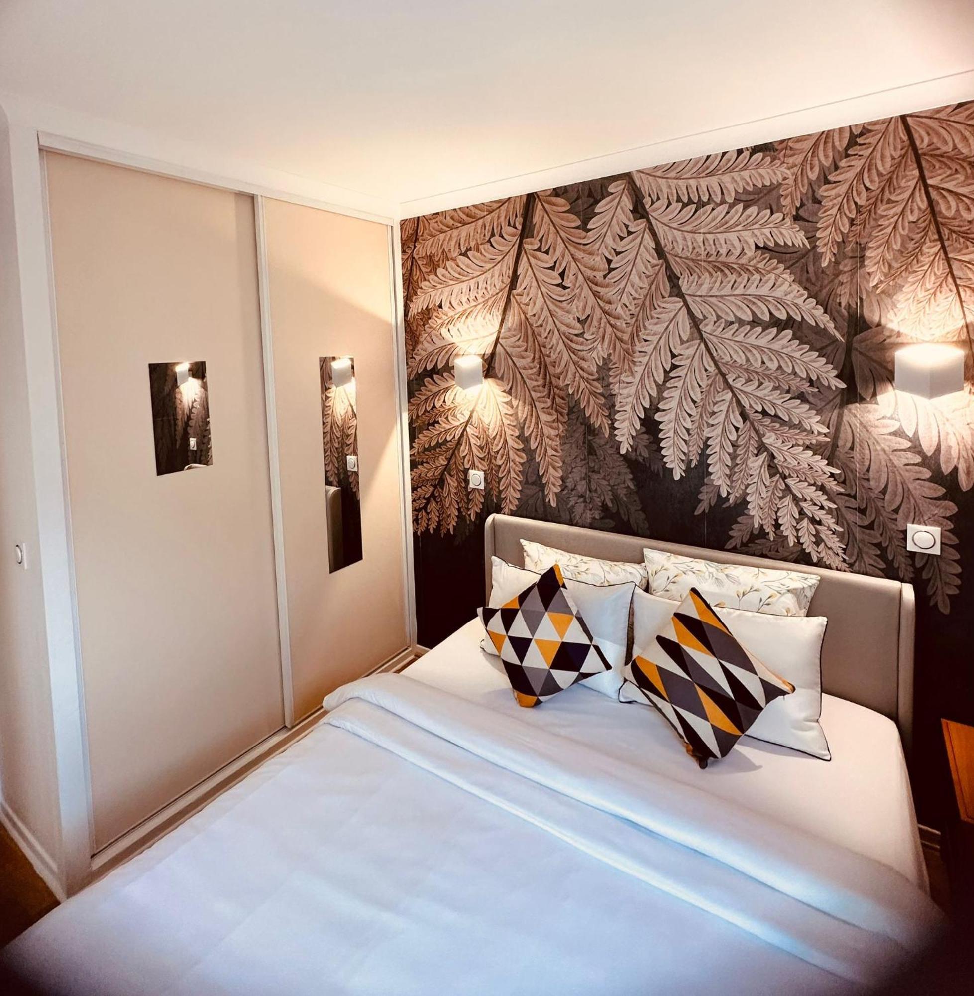 Ryan Homes - In Aparthotel - La Defense Курбьовоа Екстериор снимка